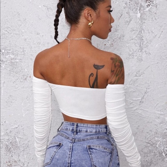 Drawstring Crop Top - Picture 2 of 4